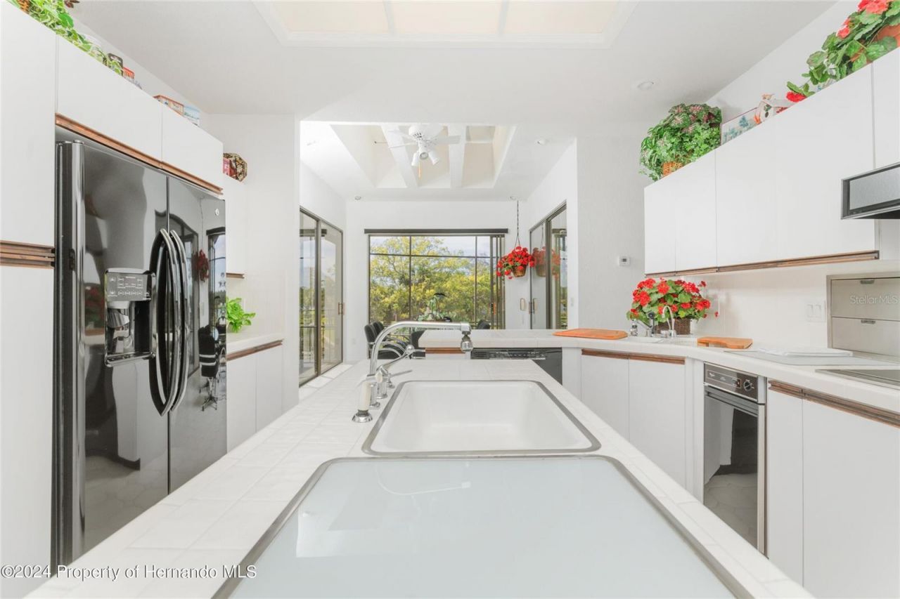 11915 W Riverhaven Drive, Homosassa, FL 34448 Photo