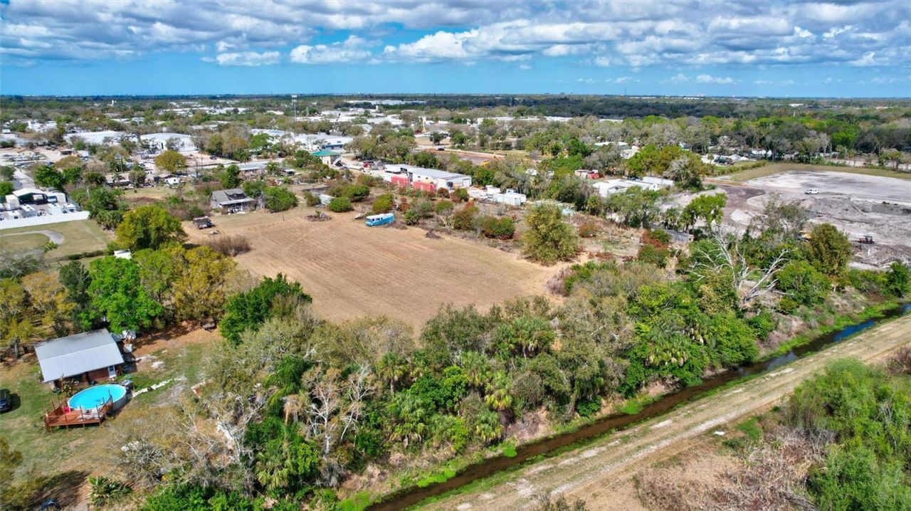 6115 33rd Street E, Bradenton, FL 34203 Photo