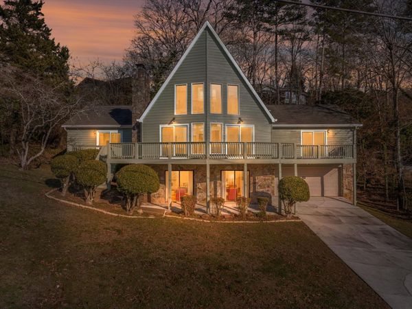 4913 Shoreline Drive , Chattanooga, TN 37416