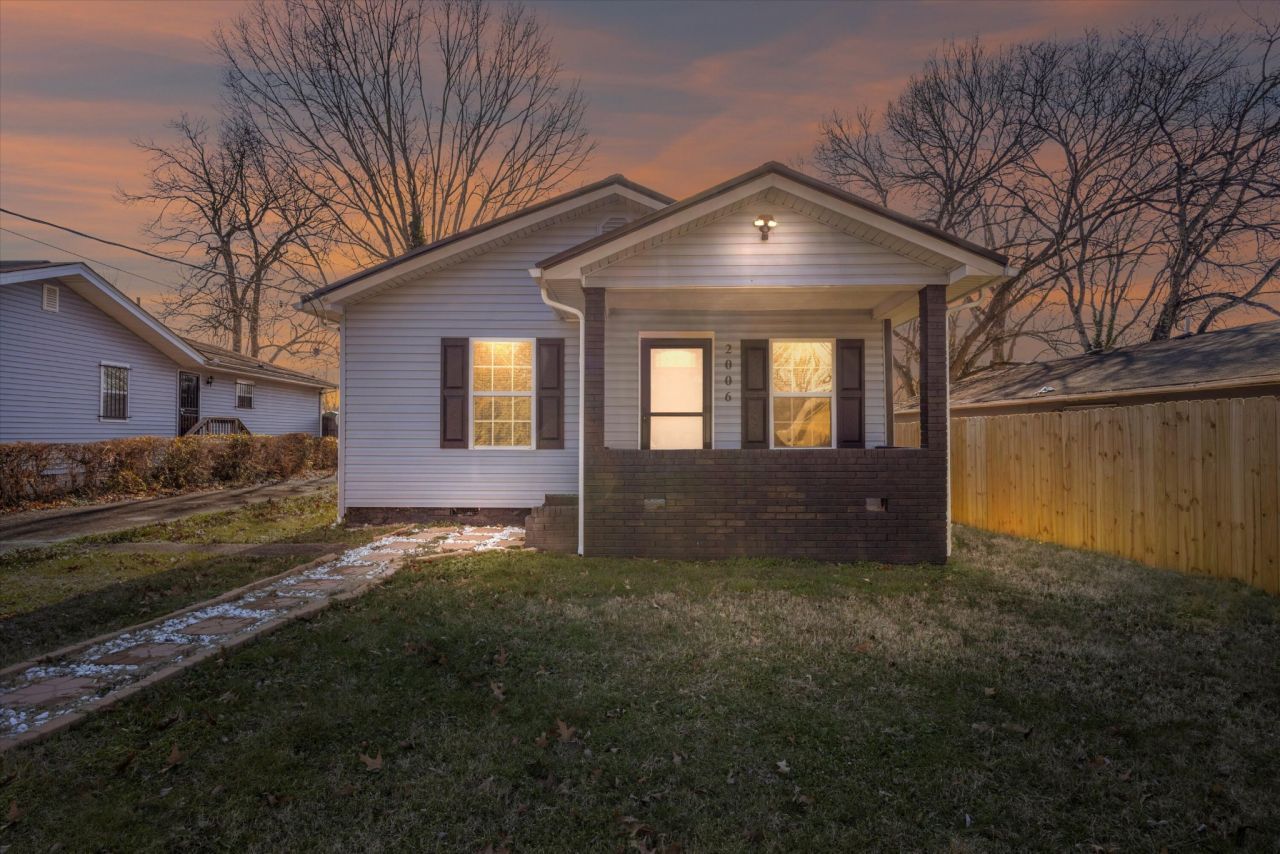 2006 Rawlings Street , Chattanooga, TN 37406 Main Photo
