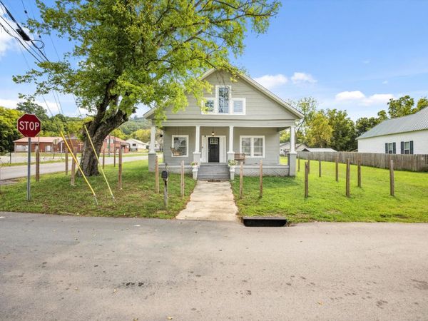 4400 13th Avenue , Chattanooga, TN 37407