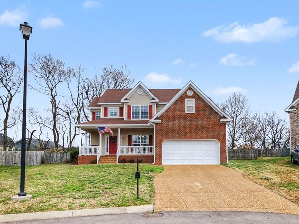 4012 Farmville Ct, Spring Hill, TN 37174