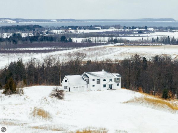 6707 Huntsman Drive, Williamsburg, MI 49690