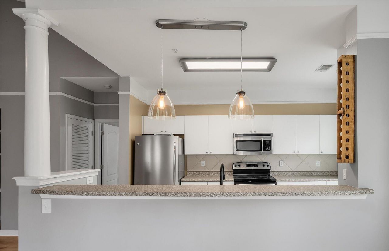 2632 Egret Crest Lane Photo 10