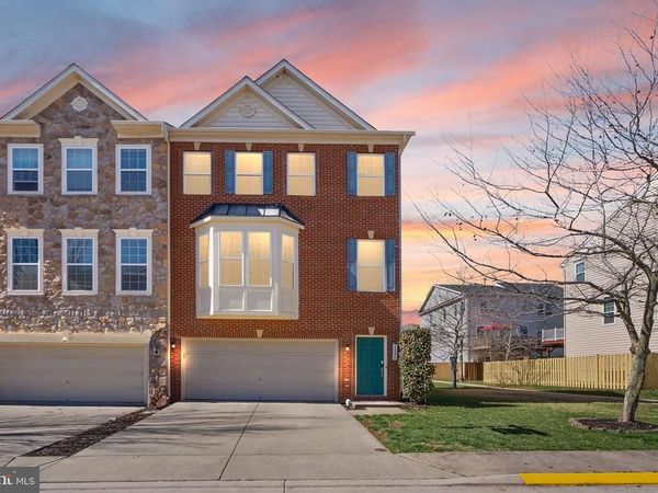 10226 FOUNTAIN CIRCLE, MANASSAS, VA 20110