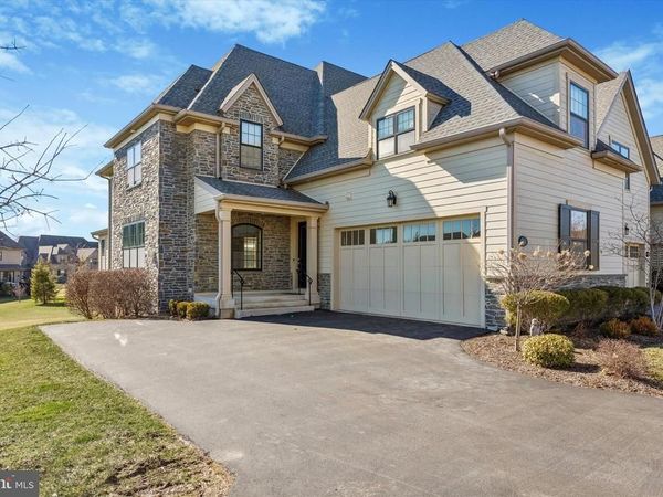 211 PELHAM COURT, FLOURTOWN, PA 19031