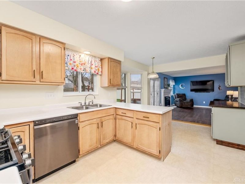 1183 Forest Run Drive, Union Township, OH 45103 Photo 8