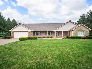 2833 Emerald Way, Clearcreek Twp, OH 45068