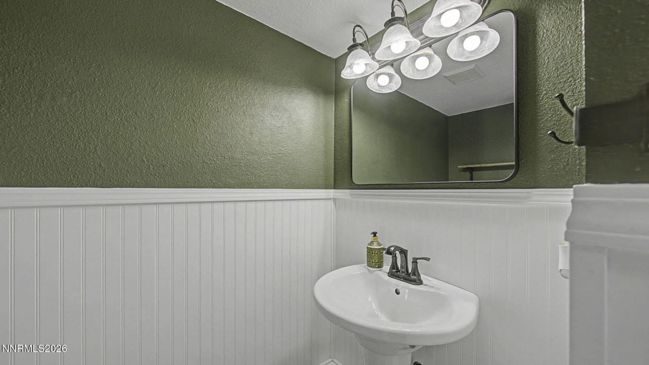 6090 Torrington Drive, Reno, NV 89511 Photo