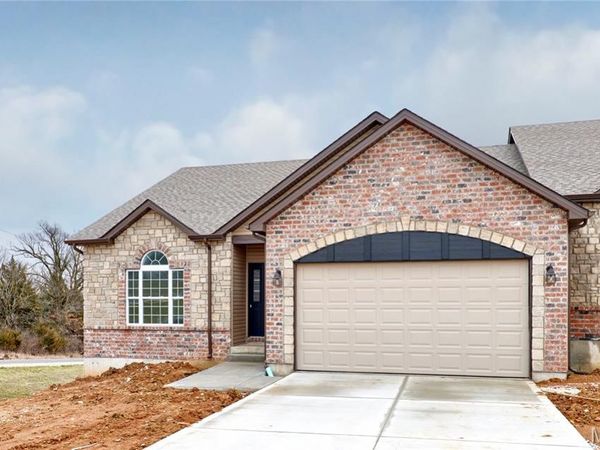 110 Canyon Creek Circle , Moscow Mills, MO 63362