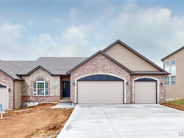 112 Canyon Creek Circle , Moscow Mills, MO 63362