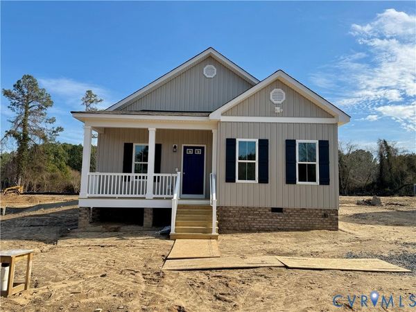 7969 Pennsylvania Avenue , West Point, VA 23181