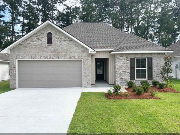 12892 Siberian Dr, Walker, LA 70785