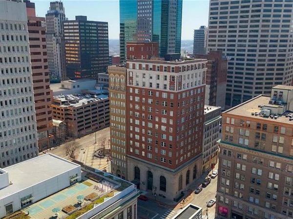 21 W 10th Street, Unit 4C, Kansas City, MO 64105