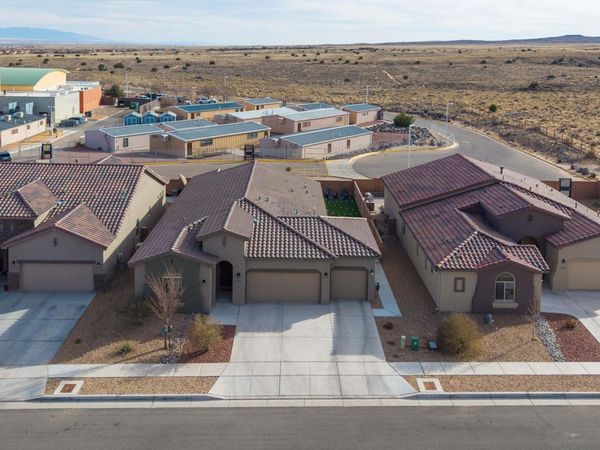 7468 Weminuche Road NW, Albuquerque, NM 87114