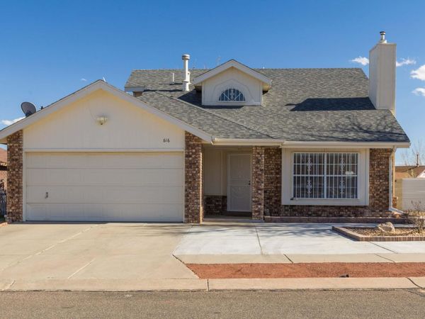 616 Puffin Street SW, Albuquerque, NM 87121