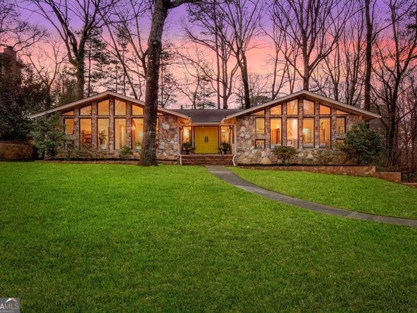 5129 Stratham Drive, Dunwoody, GA 30338