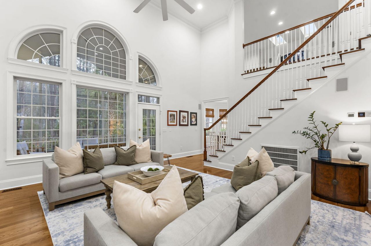 1779 Shell Ring Circle Photo 16