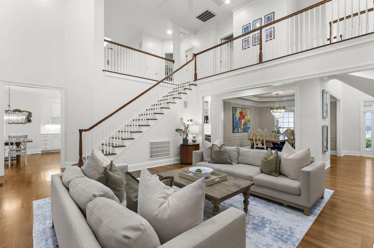 1779 Shell Ring Circle Photo 19