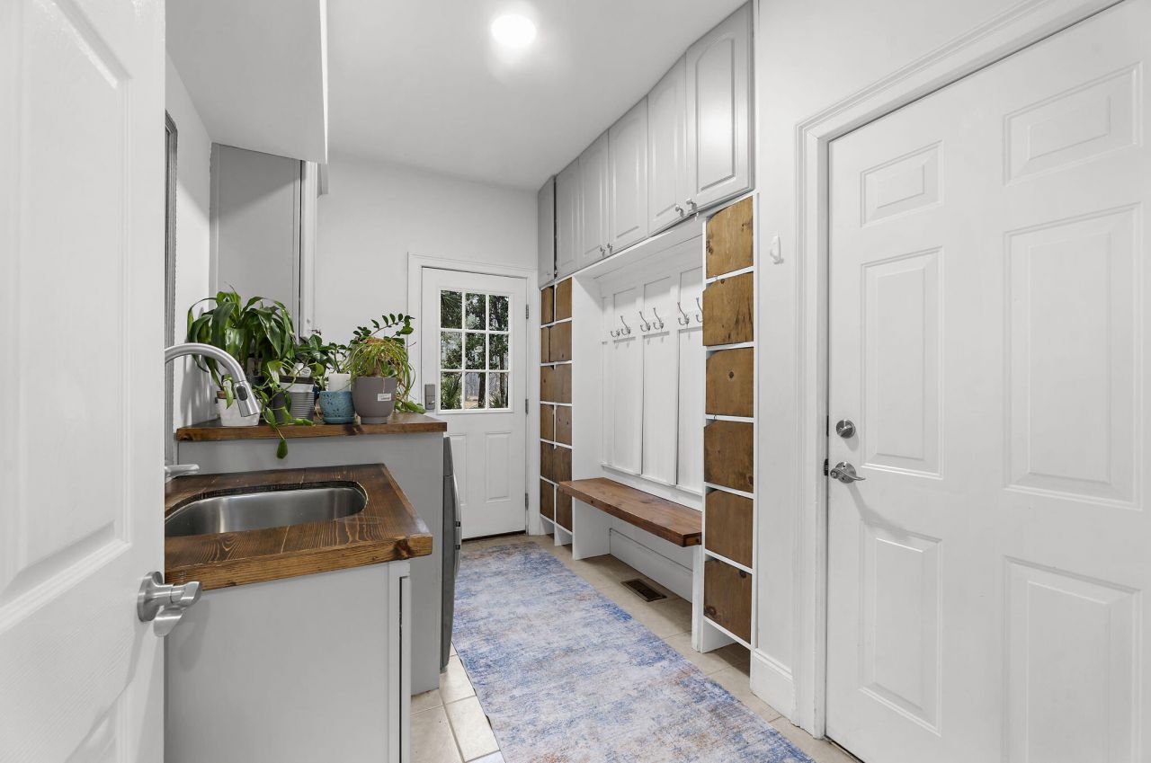 1779 Shell Ring Circle Photo 32