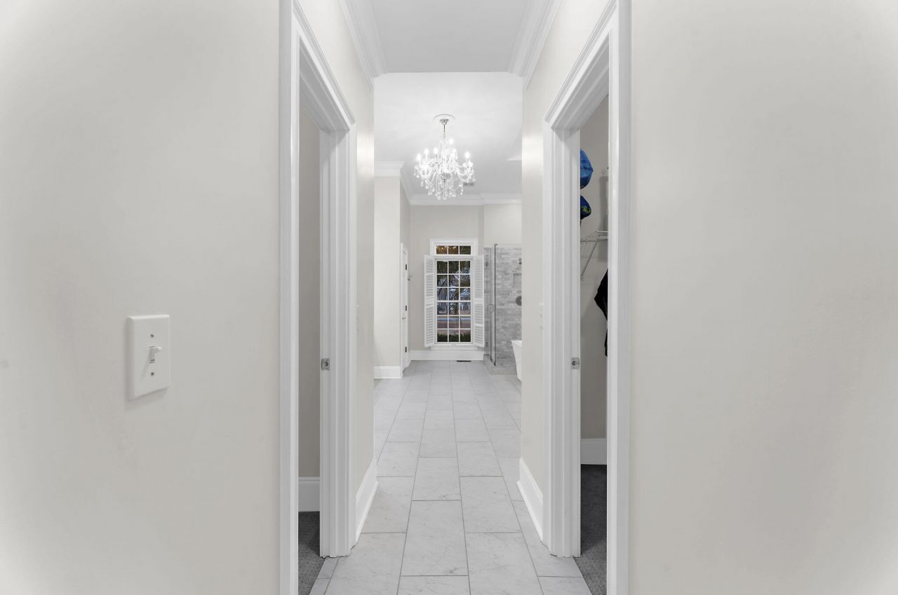 1779 Shell Ring Circle Photo 37