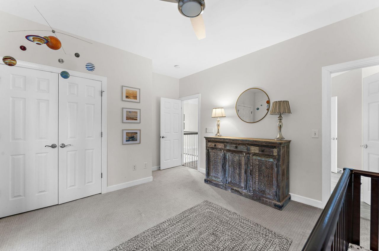 1779 Shell Ring Circle Photo 58