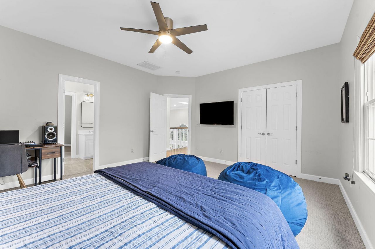 1779 Shell Ring Circle Photo 67