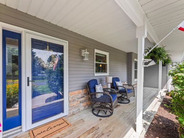 1722 Journeys Dr, Delafield, WI 53029