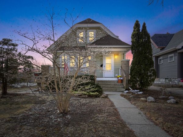 3679 E Birchwood Ave, Cudahy, WI 53110