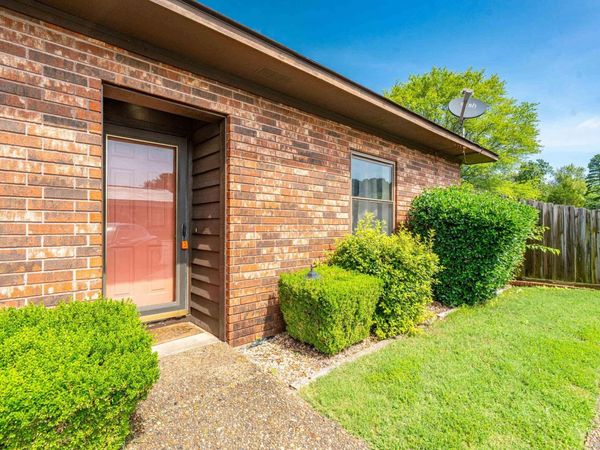 301 Hammond Drive, Hot Springs, AR 71913