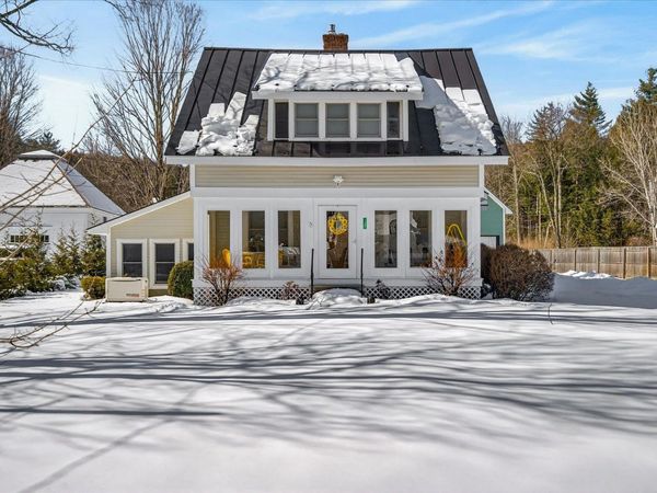 149 N Main Street, Danby, VT 05739