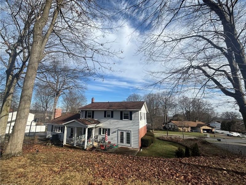 1005 Heatherwood Lane, Orrville, OH 44667 Photo 4