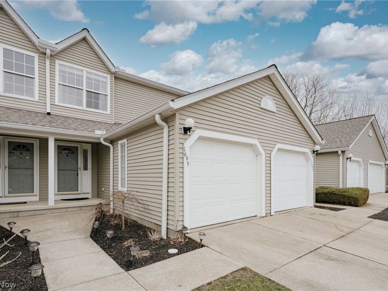 1695 Red Maple Court, Streetsboro, OH 44241 Photo 2