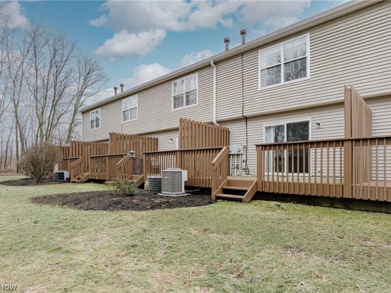 1695 Red Maple Court, Streetsboro, OH 44241 Photo 23