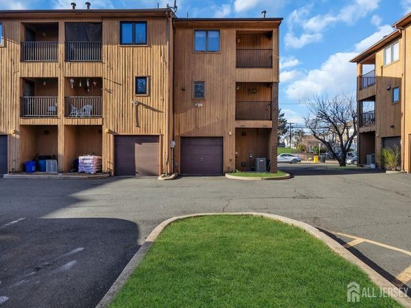 108 Paul Robeson Boulevard , New Brunswick, NJ 08901