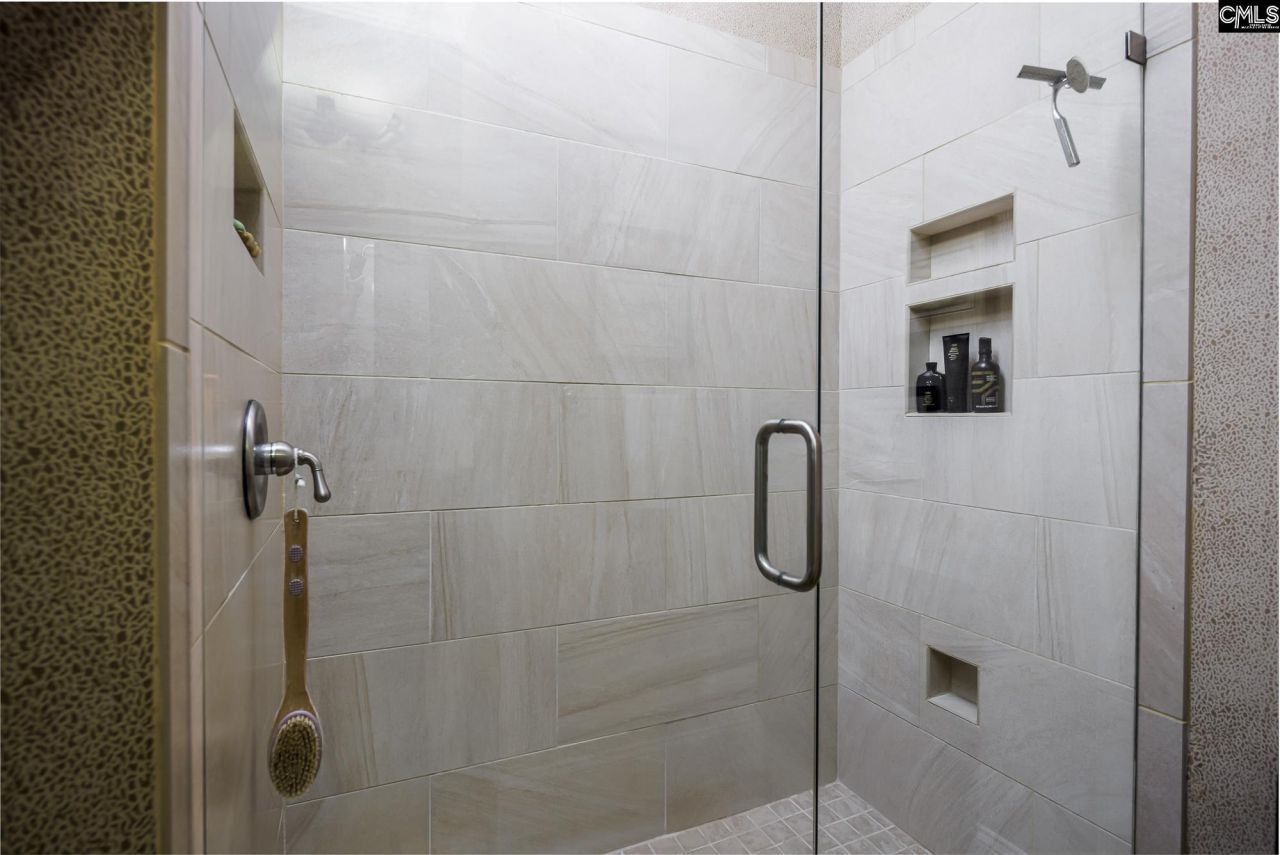 300 Gervais Street  Photo 27