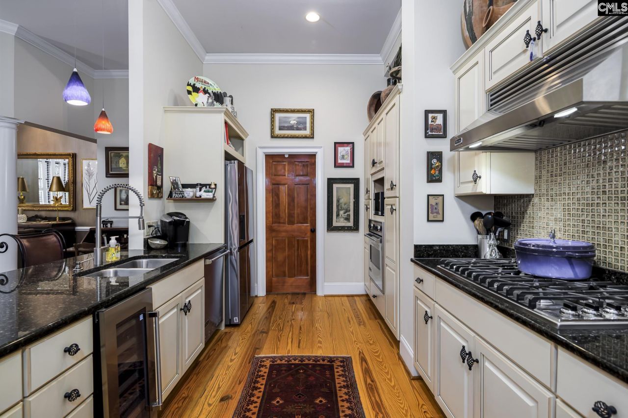 300 Gervais Street  Photo 6