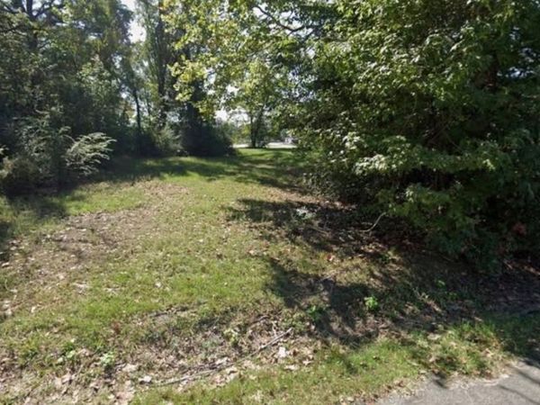 W Knight Avenue, Pine Bluff, AR 71602