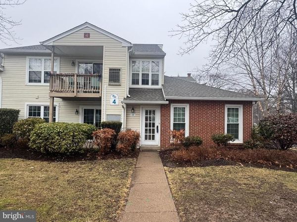 408 BEACON HILL DRIVE, HOLLAND, PA 18966