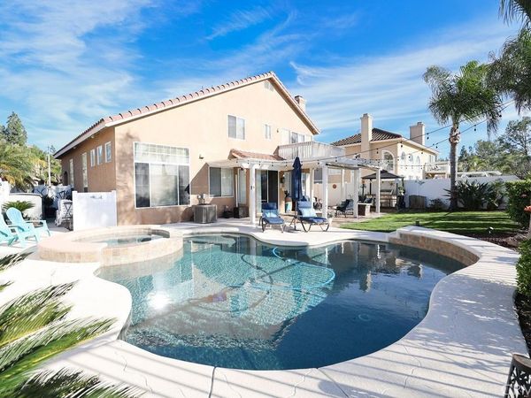 928 Allegre, Corona, CA 92879