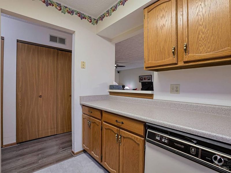 4822 Shannon Way, Middletown, OH 45042 Photo 14