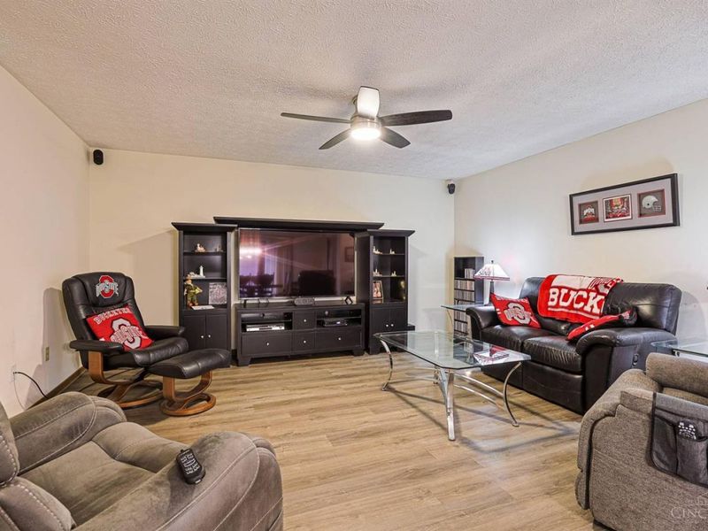 4822 Shannon Way, Middletown, OH 45042 Photo 4