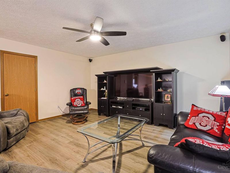 4822 Shannon Way, Middletown, OH 45042 Photo 5