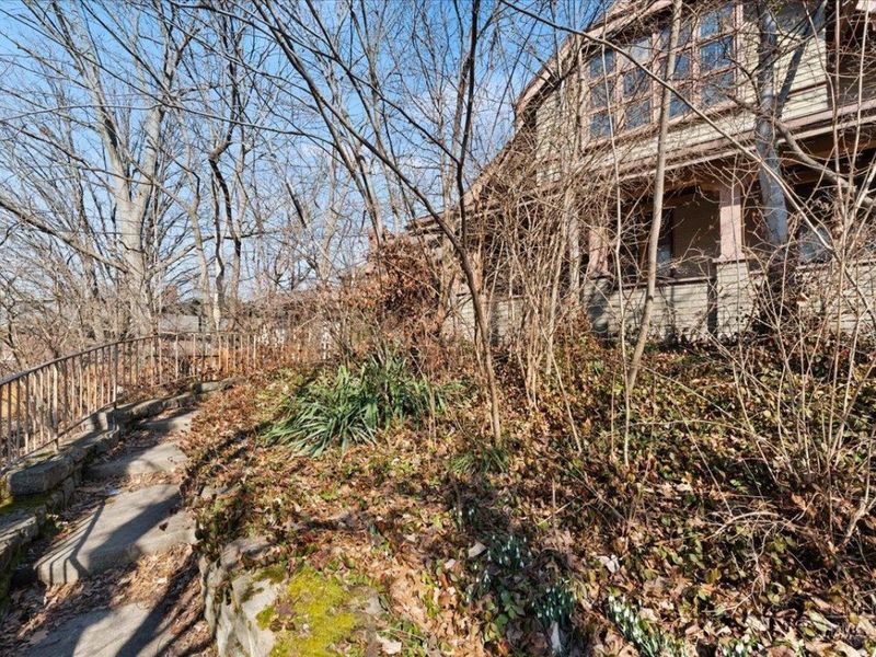 558 Howell Avenue, Cincinnati, OH 45220 Photo 3