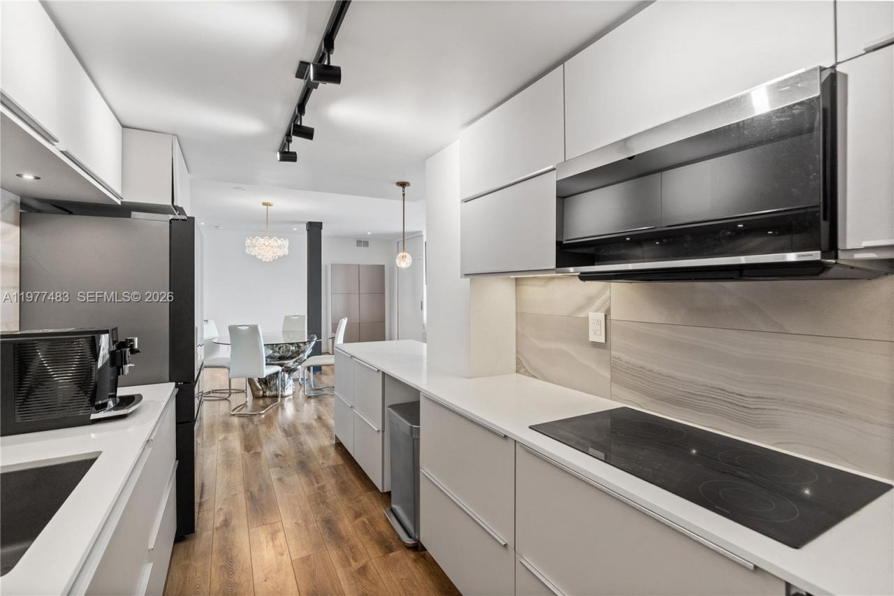 2451 Brickell Ave, Unit 21D, Miami, FL 33129 Photo