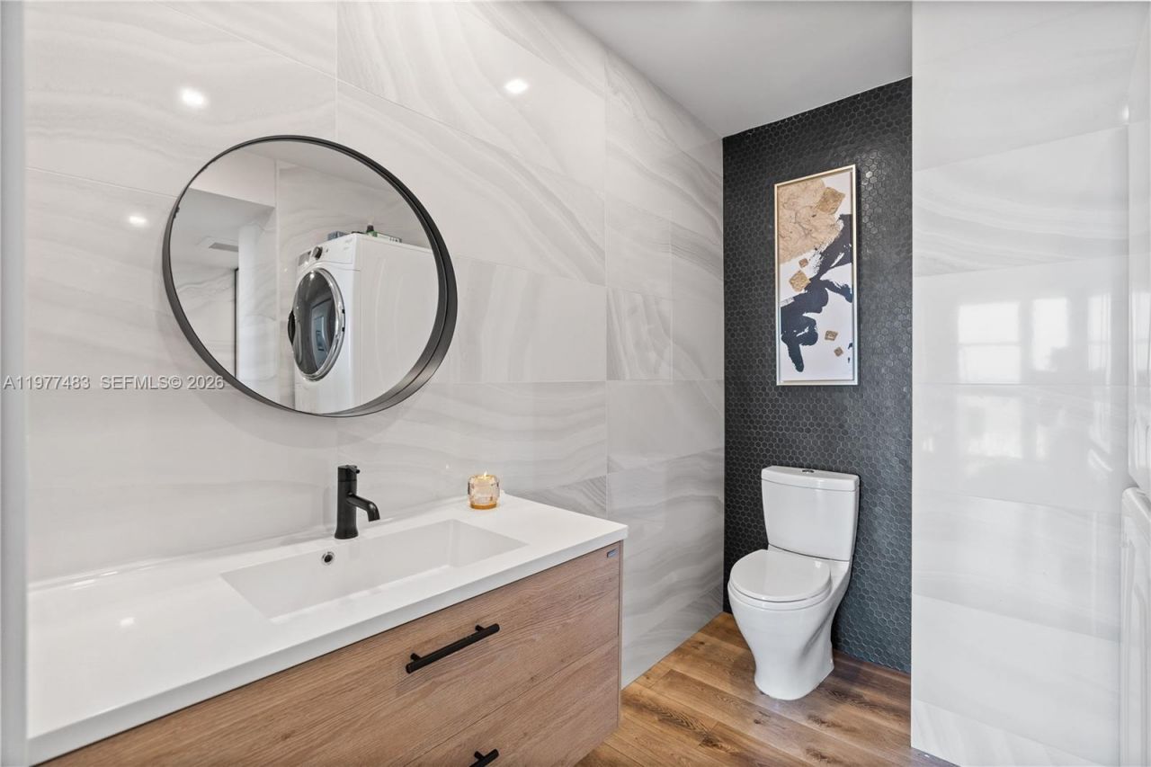 2451 Brickell Ave, Unit 21D, Miami, FL 33129 Photo