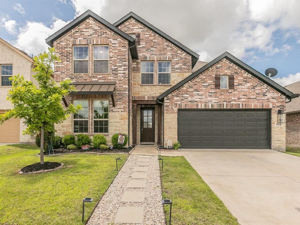 838 Mildren Lane, Fate, TX 75087