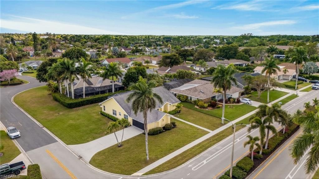 390 Saint Andrews Blvd, Naples, FL 34113 Photo