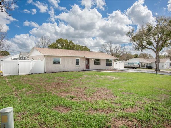 910 DRUID PLACE , TAVARES, FL 32778