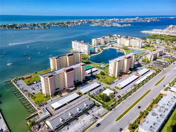 4650 COVE CIRCLE , Unit 409, ST PETERSBURG, FL 33708